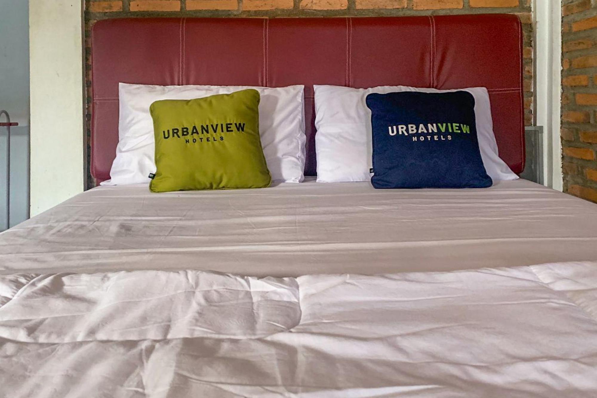 Urbanview Hotel Villa Q Gisting Bandjarnegeri Exterior foto